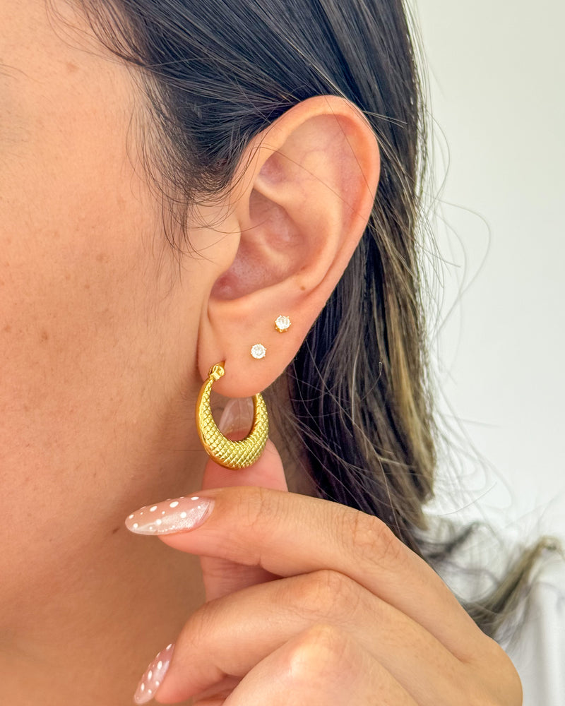 Argola Texturizada - Aço Inoxidável Ouro 18k