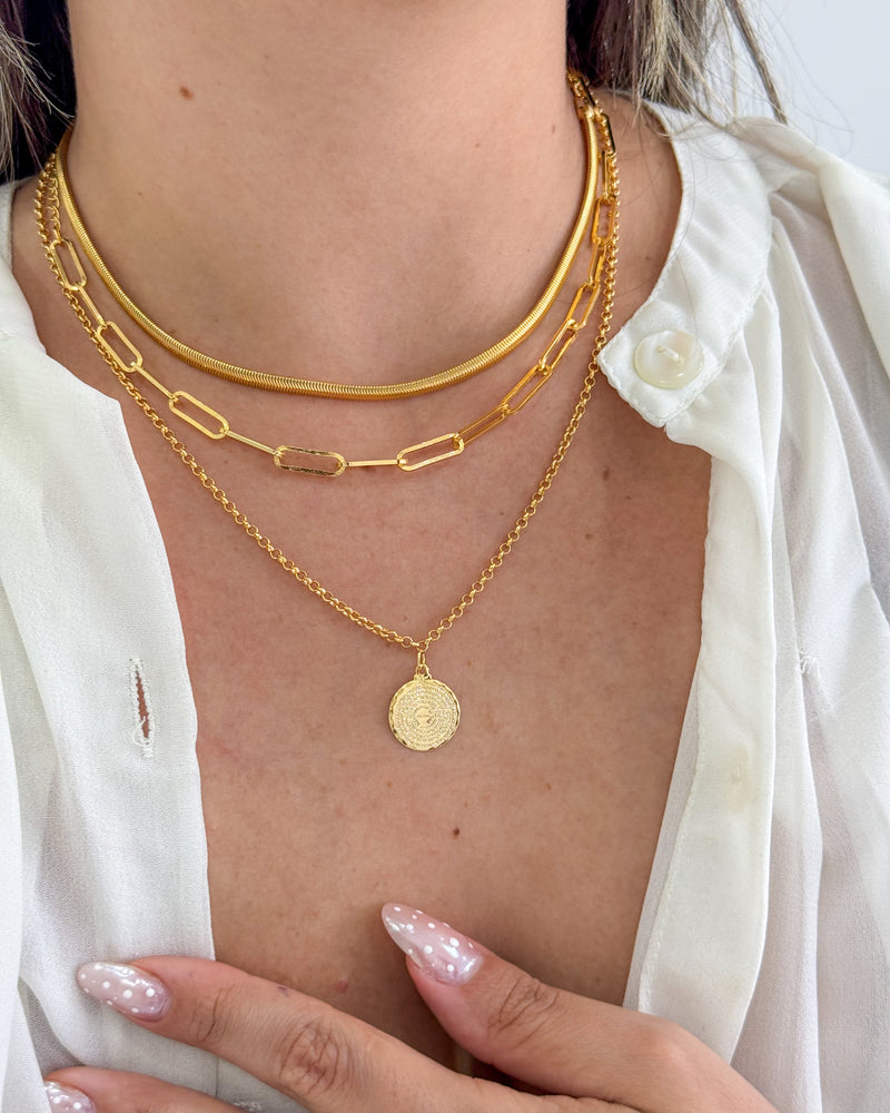 Conjunto de Colares São Bento - Semijoia Folheada a Ouro 18k