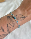 Pulseira Ponto de Luz Azul Tiffy - Semijoia Folheada em Prata