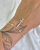 Pulseira Mini Terço Pérolas - Semijoia Banhado a Prata