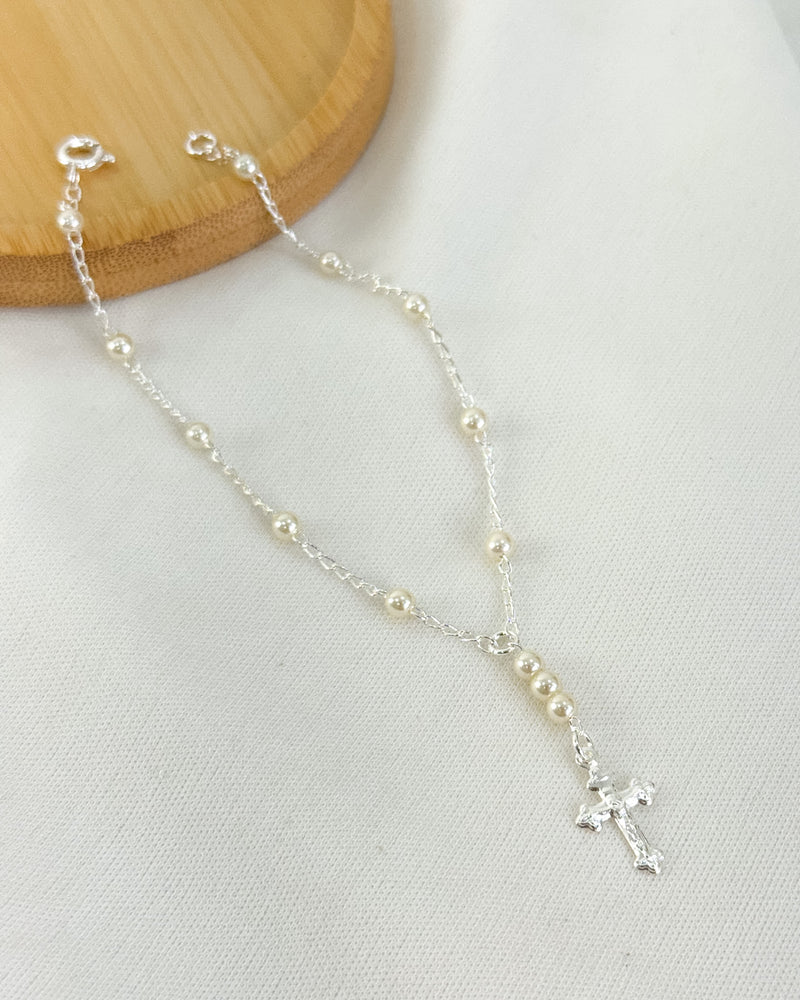 Pulseira Mini Terço Pérolas - Semijoia Banhado a Prata