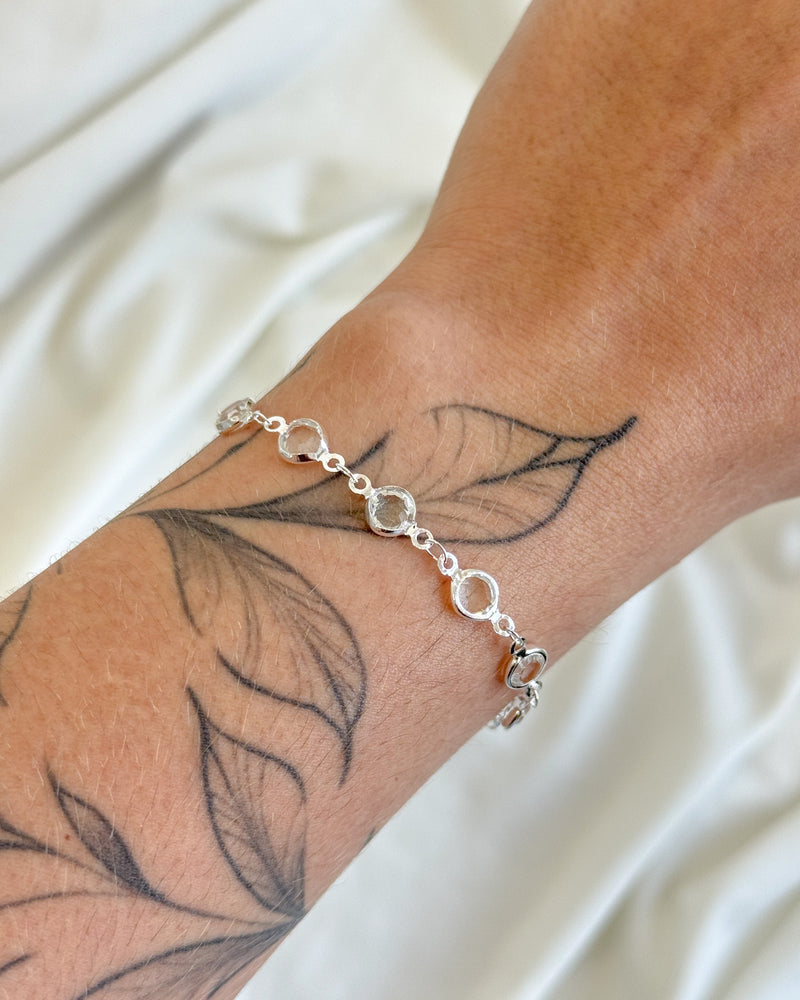 Pulseira Pontos de Luz Cristal - Semijoia Folheada a Prata