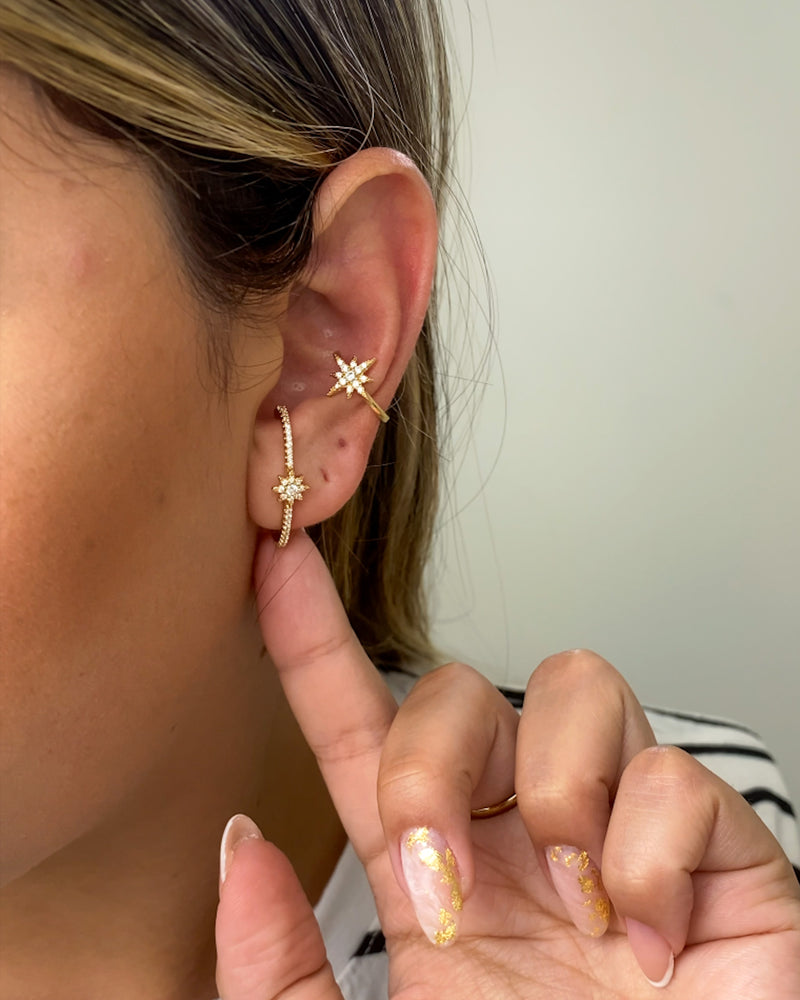 Brinco Ear Hook Constelaçao com Brinco Fake - Dourado