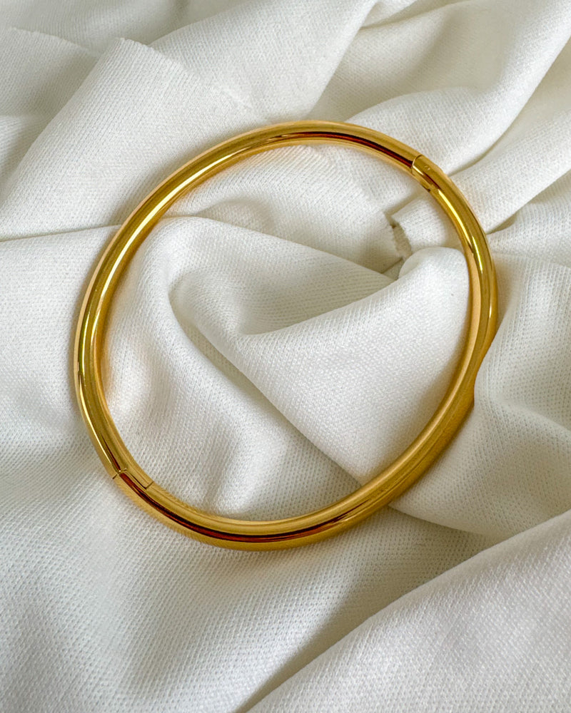 Bracelete Liso Redondo - Semijoia em Aço Inox em Ouro