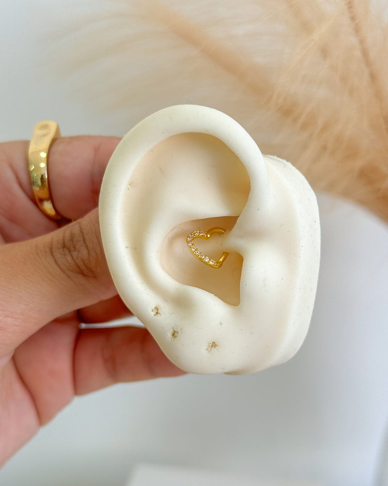 Piercing Coração Cravejado Daith Aço Cirúrgico