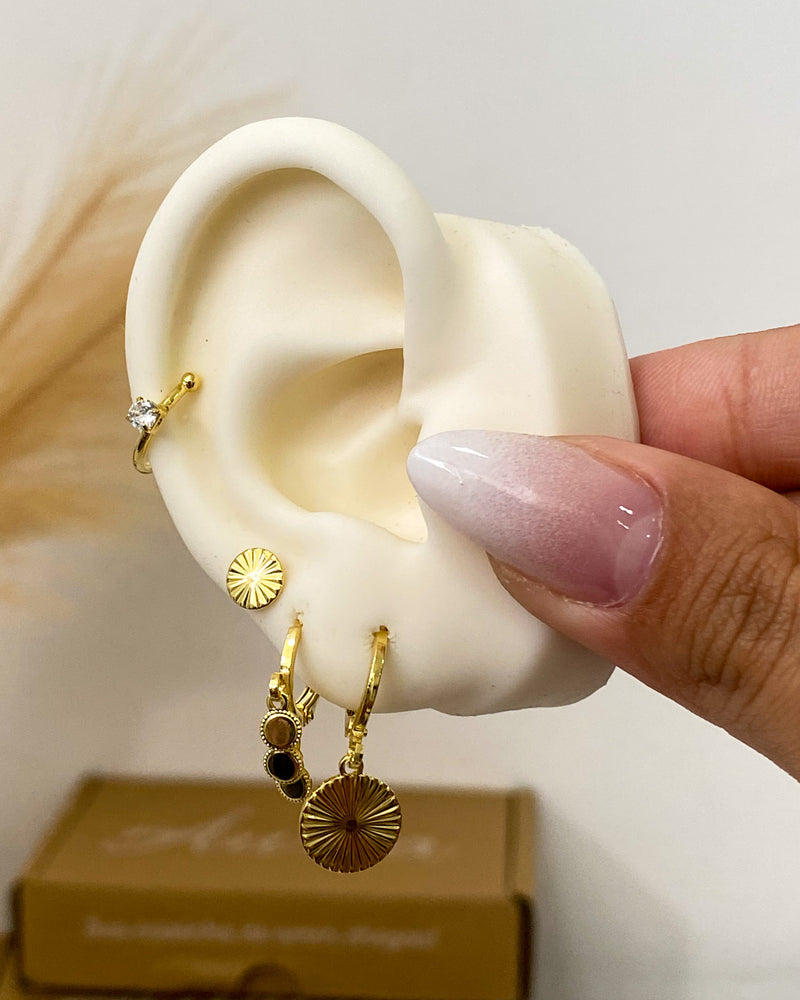 Trio de Brincos Medalhas - Dourado - Áurea Acessórios