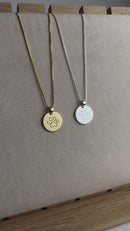 Colar Pingente Medalha Pet - Semijoia Banhado a Prata