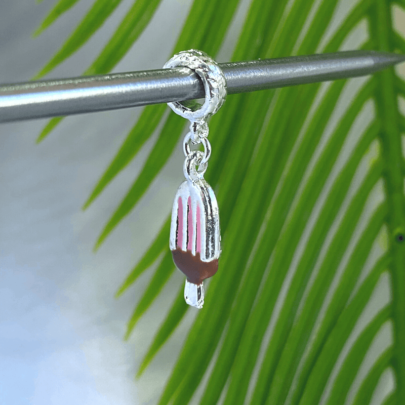 Berloque Pendurado Sorvete Picolé - Prata - Áurea Acessórios