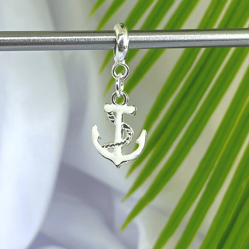 Berloque Pendurado Âncora - Banhado a Prata - Áurea Acessórios