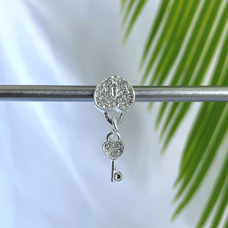 Berloque Separador Coração Cadeado - Prata - Áurea Acessórios