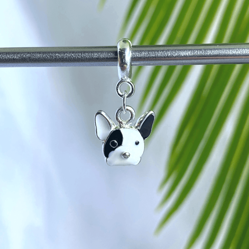 Berloque Bulldog Francês Resinado - Prata - Áurea Acessórios